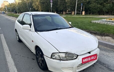 Mitsubishi Mirage VI рестайлинг, 1999 год, 90 000 рублей, 3 фотография