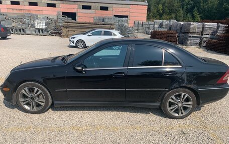 Mercedes-Benz C-Класс, 2005 год, 535 000 рублей, 4 фотография