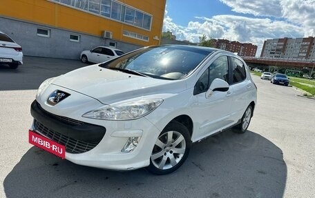 Peugeot 308 II, 2010 год, 680 000 рублей, 2 фотография