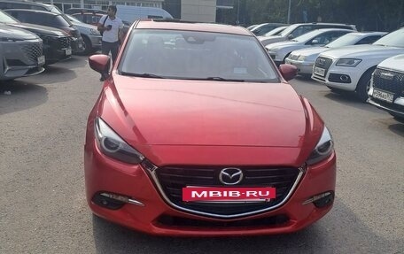 Mazda 3, 2017 год, 1 685 000 рублей, 2 фотография