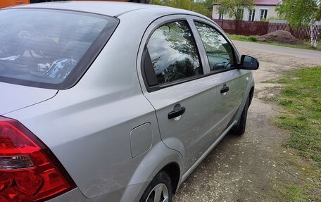 Chevrolet Aveo III, 2010 год, 490 000 рублей, 4 фотография