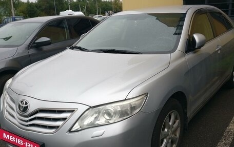 Toyota Camry, 2011 год, 1 700 000 рублей, 2 фотография