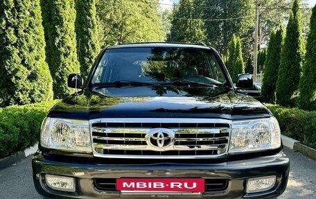 Toyota Land Cruiser 100 рестайлинг 2, 2000 год, 1 650 000 рублей, 2 фотография