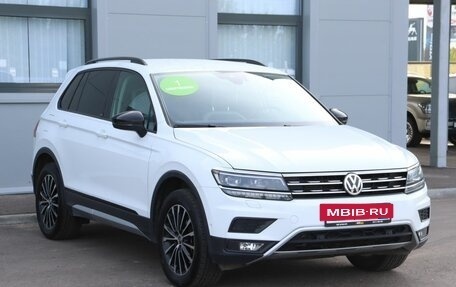 Volkswagen Tiguan II, 2020 год, 3 150 000 рублей, 3 фотография