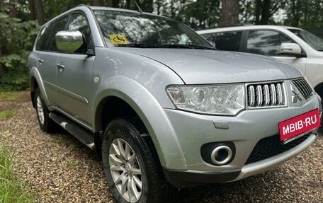 Mitsubishi Pajero Sport II рестайлинг, 2011 год, 2 000 000 рублей, 3 фотография