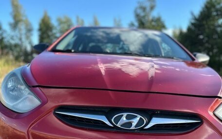 Hyundai Solaris II рестайлинг, 2011 год, 600 000 рублей, 4 фотография