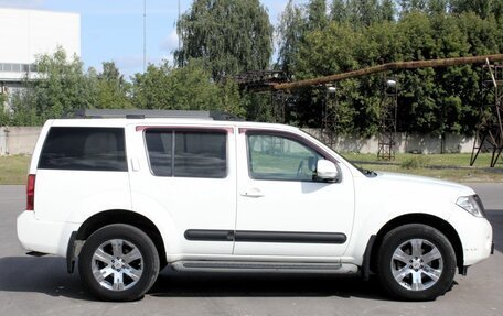 Nissan Pathfinder, 2011 год, 1 570 000 рублей, 4 фотография