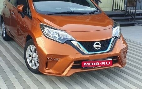 Nissan Note II рестайлинг, 2018 год, 1 425 000 рублей, 2 фотография