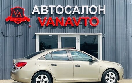 Chevrolet Cruze II, 2010 год, 790 000 рублей, 5 фотография