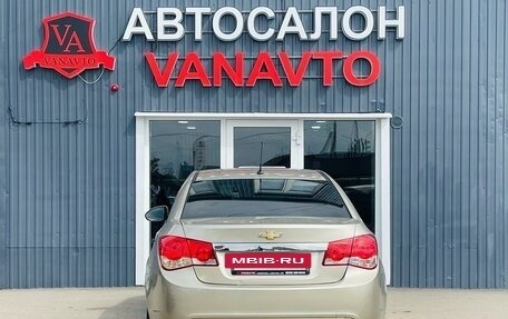 Chevrolet Cruze II, 2010 год, 790 000 рублей, 6 фотография