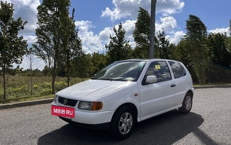 Volkswagen Polo III рестайлинг, 1999 год, 280 000 рублей, 2 фотография