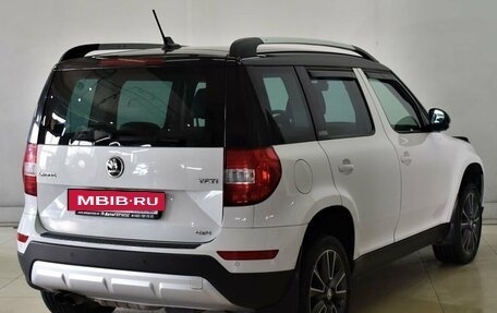 Skoda Yeti I рестайлинг, 2017 год, 1 640 000 рублей, 4 фотография