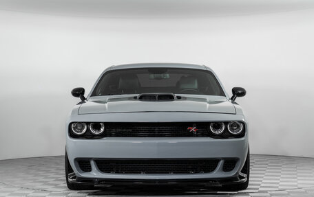 Dodge Challenger III рестайлинг 2, 2021 год, 5 300 000 рублей, 3 фотография