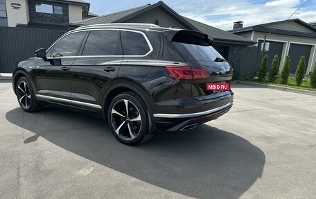 Volkswagen Touareg III, 2020 год, 6 500 000 рублей, 5 фотография