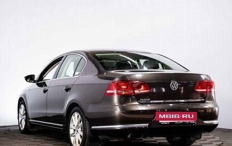 Volkswagen Passat B7, 2012 год, 1 090 000 рублей, 4 фотография