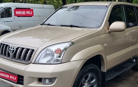 Toyota Land Cruiser Prado 120 рестайлинг, 2007 год, 2 200 000 рублей, 2 фотография