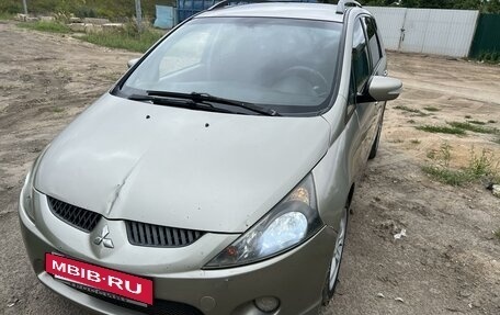 Mitsubishi Grandis, 2005 год, 625 000 рублей, 1 фотография