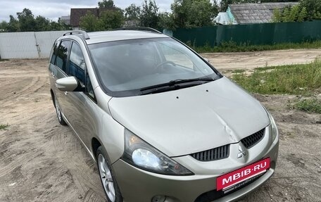 Mitsubishi Grandis, 2005 год, 625 000 рублей, 2 фотография