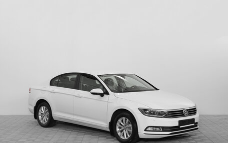 Volkswagen Passat B8 рестайлинг, 2015 год, 1 890 000 рублей, 2 фотография