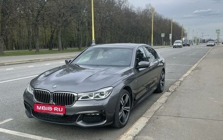 BMW 7 серия, 2018 год, 4 900 000 рублей, 2 фотография