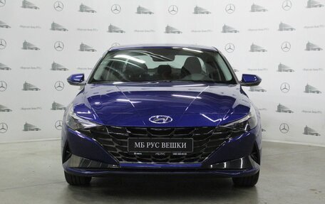 Hyundai Elantra, 2021 год, 2 390 000 рублей, 2 фотография