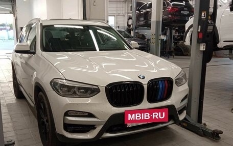 BMW X3, 2018 год, 3 800 000 рублей, 2 фотография