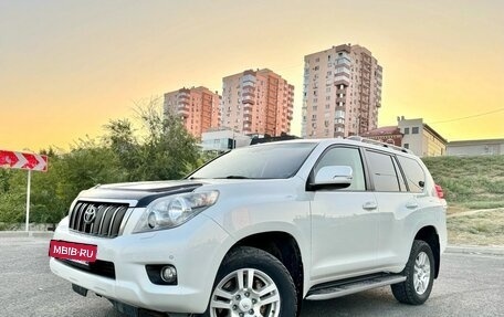 Toyota Land Cruiser Prado 150 рестайлинг 2, 2012 год, 3 000 000 рублей, 3 фотография