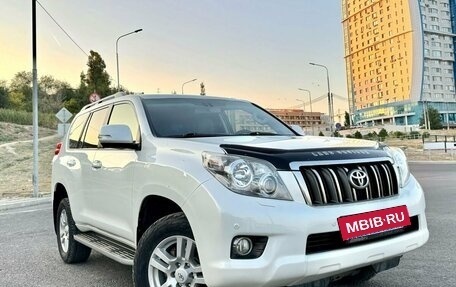 Toyota Land Cruiser Prado 150 рестайлинг 2, 2012 год, 3 000 000 рублей, 2 фотография