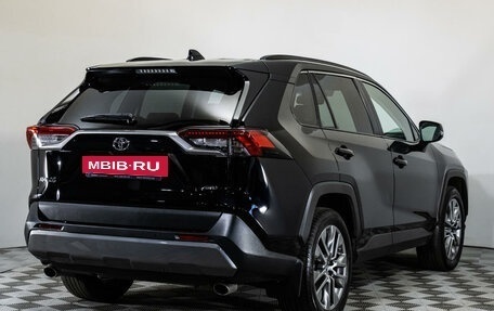 Toyota RAV4, 2021 год, 3 950 000 рублей, 5 фотография