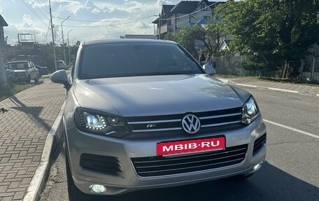 Volkswagen Touareg III, 2012 год, 2 650 000 рублей, 2 фотография