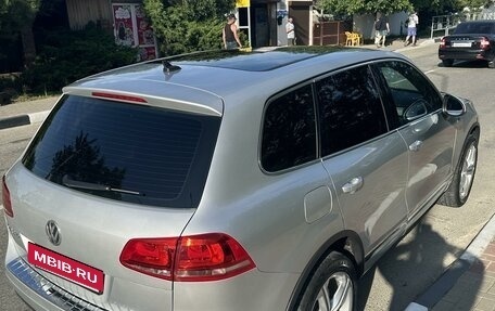 Volkswagen Touareg III, 2012 год, 2 650 000 рублей, 3 фотография