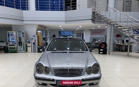 Mercedes-Benz C-Класс, 2004 год, 677 000 рублей, 2 фотография