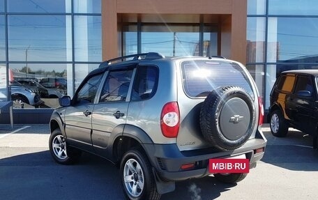 Chevrolet Niva I рестайлинг, 2011 год, 575 000 рублей, 7 фотография