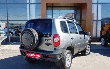 Chevrolet Niva I рестайлинг, 2011 год, 575 000 рублей, 5 фотография