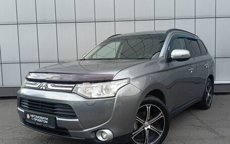 Mitsubishi Outlander III рестайлинг 3, 2012 год, 1 549 000 рублей, 1 фотография