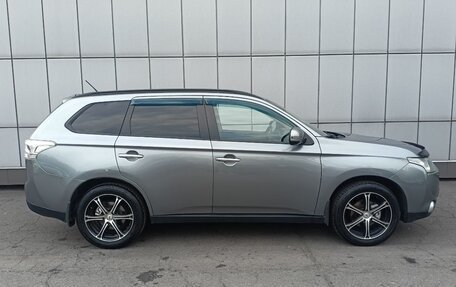 Mitsubishi Outlander III рестайлинг 3, 2012 год, 1 549 000 рублей, 5 фотография