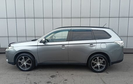 Mitsubishi Outlander III рестайлинг 3, 2012 год, 1 549 000 рублей, 6 фотография