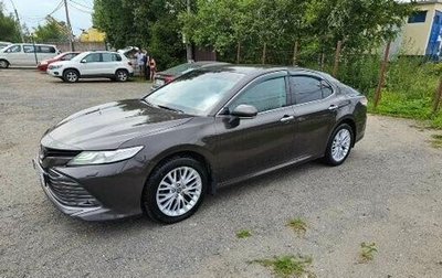 Toyota Camry, 2018 год, 2 420 000 рублей, 1 фотография