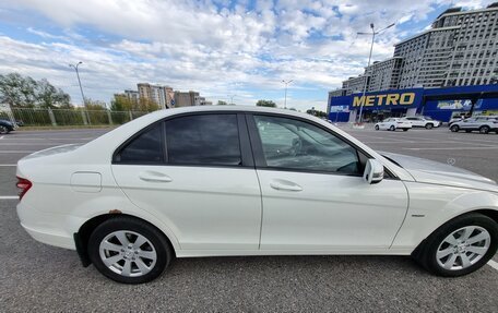 Mercedes-Benz C-Класс, 2010 год, 1 050 000 рублей, 6 фотография