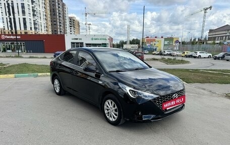 Hyundai Solaris II рестайлинг, 2021 год, 1 850 000 рублей, 3 фотография