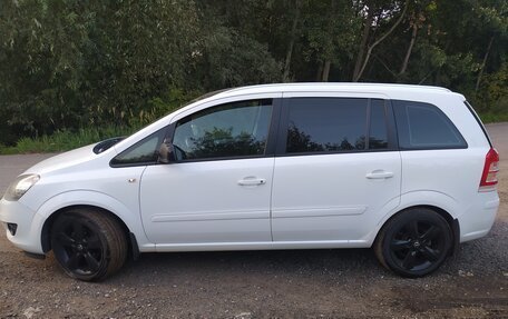 Opel Zafira B, 2013 год, 850 000 рублей, 3 фотография