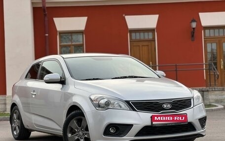 KIA cee'd I рестайлинг, 2011 год, 699 000 рублей, 1 фотография