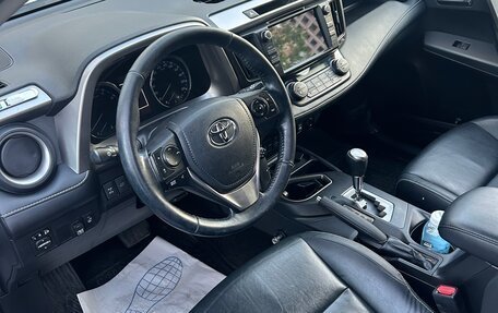 Toyota RAV4, 2018 год, 2 950 000 рублей, 15 фотография