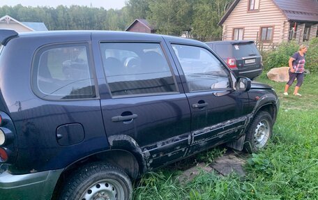 Chevrolet Niva I рестайлинг, 2005 год, 250 000 рублей, 5 фотография