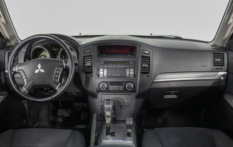 Mitsubishi Pajero IV, 2007 год, 1 585 000 рублей, 17 фотография