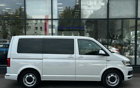 Volkswagen Multivan T6 рестайлинг, 2019 год, 4 550 000 рублей, 4 фотография