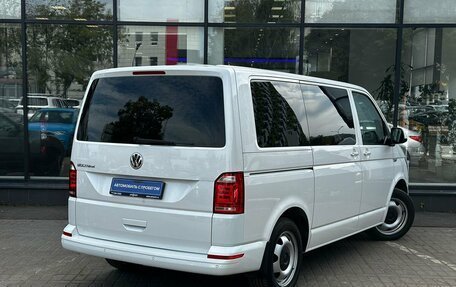 Volkswagen Multivan T6 рестайлинг, 2019 год, 4 550 000 рублей, 8 фотография