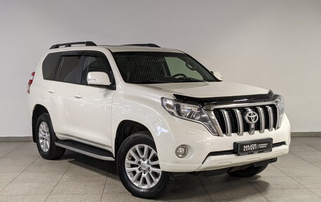 Toyota Land Cruiser Prado 150 рестайлинг 2, 2014 год, 3 150 000 рублей, 3 фотография