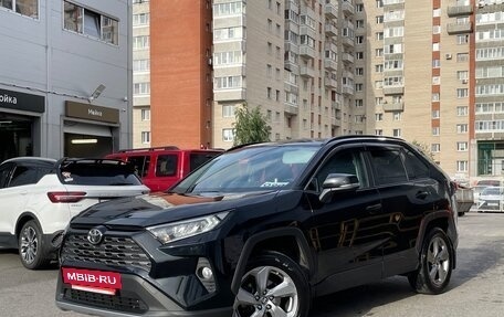 Toyota RAV4, 2020 год, 3 699 000 рублей, 3 фотография