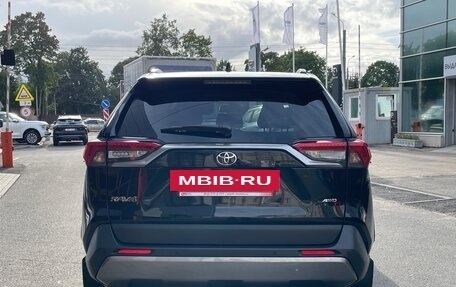 Toyota RAV4, 2020 год, 3 699 000 рублей, 5 фотография